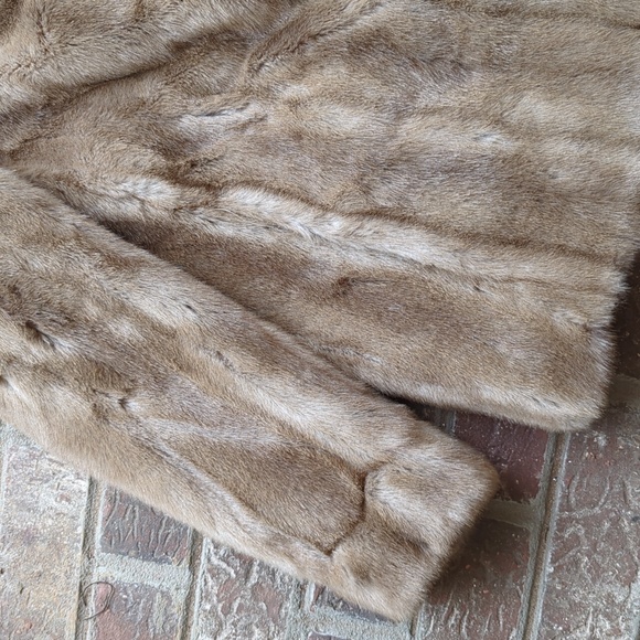 Vintage 1960s Faux Fur Beige Mink Style Cropped Coat Cut Fur Tissavel - Picture 4 of 10